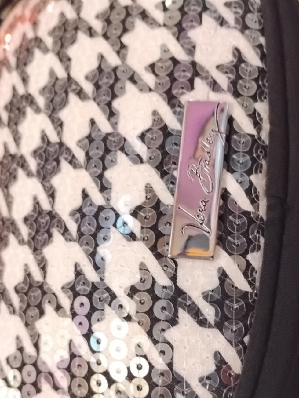 VERA Bradley Crossbody Black and White with Sequin Overlay.  Adjustable Strap - Picture 2 of 13